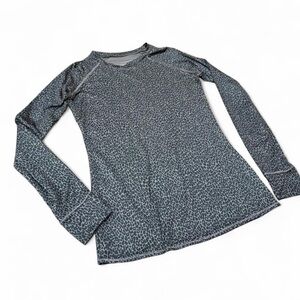 Long Sleeve Grey Leopard-Print Performance Tee